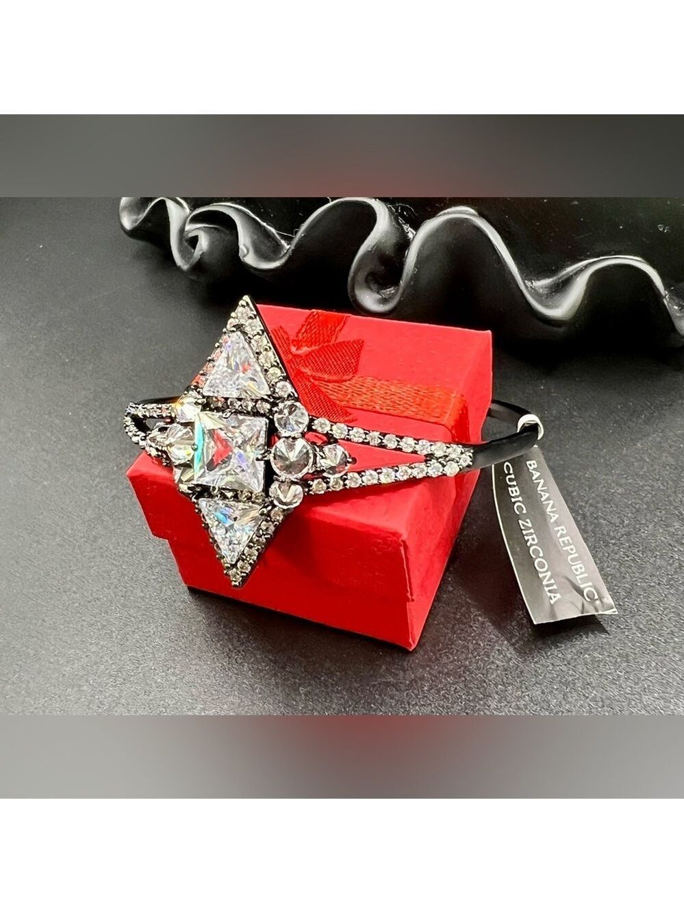 Stunning Banana Republic Edwardian Bracelet w/ Round Square and Triangular CZs - Picture 9 of 11